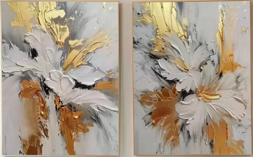 Textured Botanical Gold Bloom